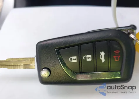 2013 Toyota Camry Se z USA, uszkodzony, nr VIN 4T1BF1FK6DU266414